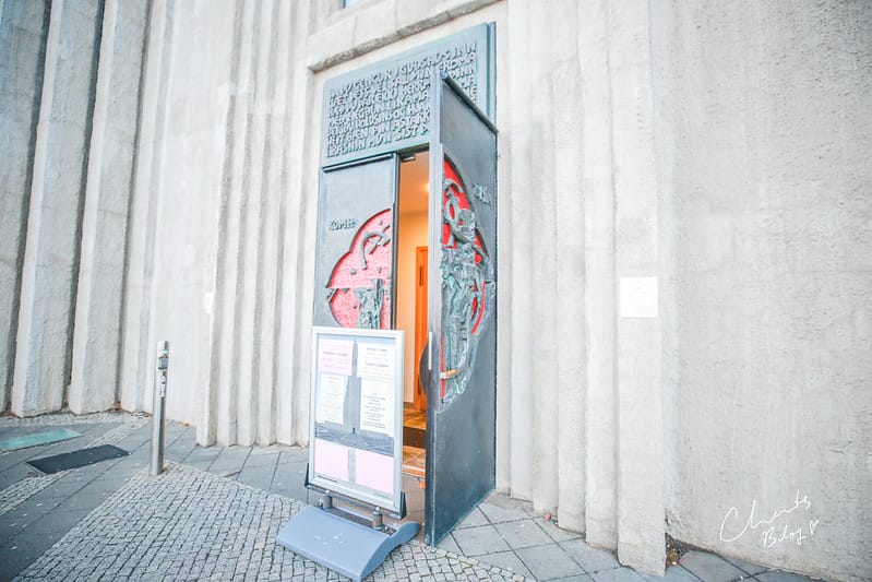 【ICELAND。冰島】雷克雅維克市區之 Hallgrimskirkja哈爾格林姆教堂、Laugaveur徒步街散步 - 第13張圖 冰島大教堂