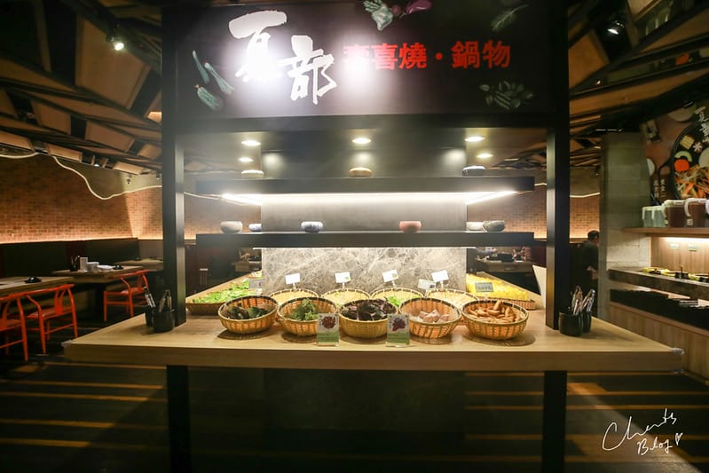 【松山區/京華城】充滿奇怪菜色的沖繩風味壽喜燒吃到飽「SHABU夏都。壽喜燒、鍋物』 - 第12張圖 夏部