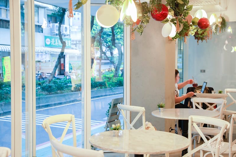 【行天宮站】無敵寬敞、筆電友善的不限時鄉村風咖啡店Cafe RACO - 第8張圖 RACO