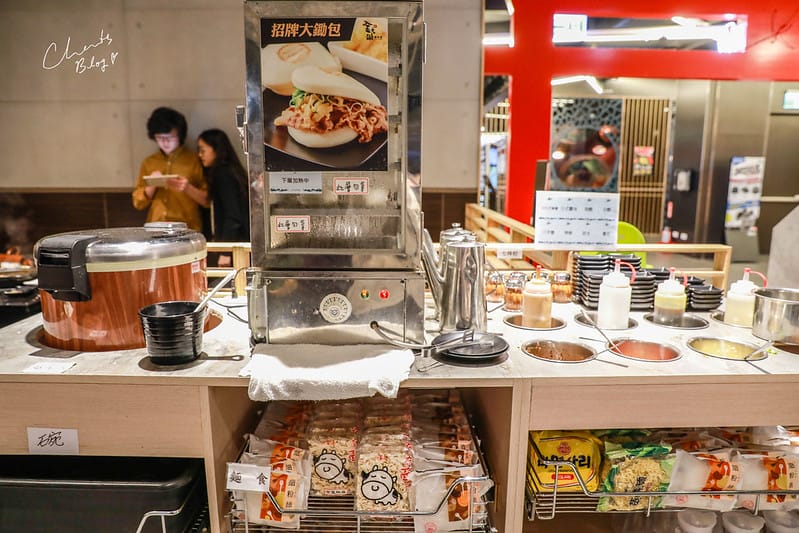 【三創生活園區】小蒙牛集團新系列的「金大鋤壽喜燒、鴛鴦鍋吃到飽」 - 第14張圖 金大鋤壽喜燒