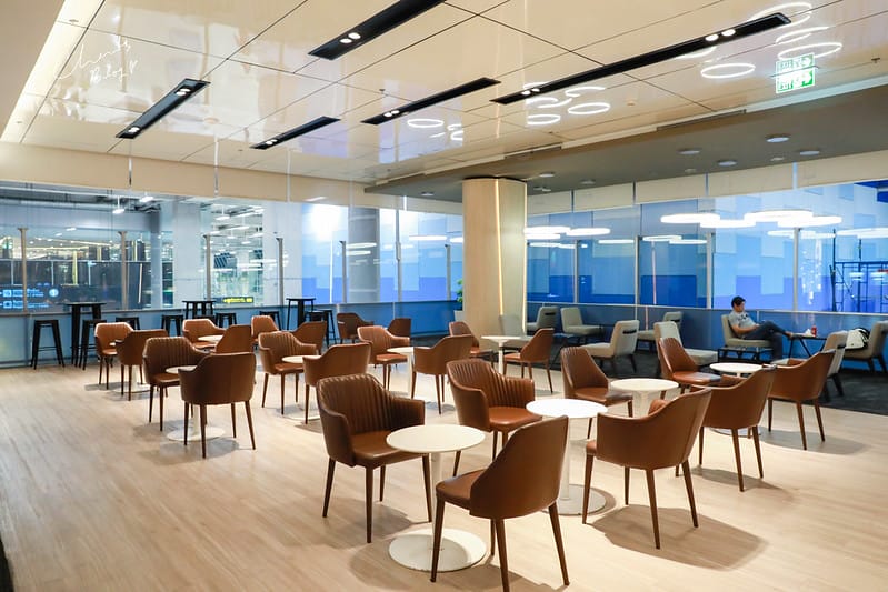 【BKK。曼谷】搭紅眼班機就是要去貴賓室耍廢-Miracle Business Class Lounge(曼谷素萬那普國際機場) - 第8張圖 BKK貴賓室