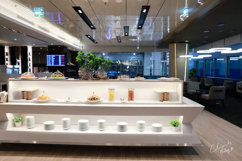 【BKK。曼谷】搭紅眼班機就是要去貴賓室耍廢-Miracle Business Class Lounge(曼谷素萬那普國際機場) - 第10張圖 BKK貴賓室