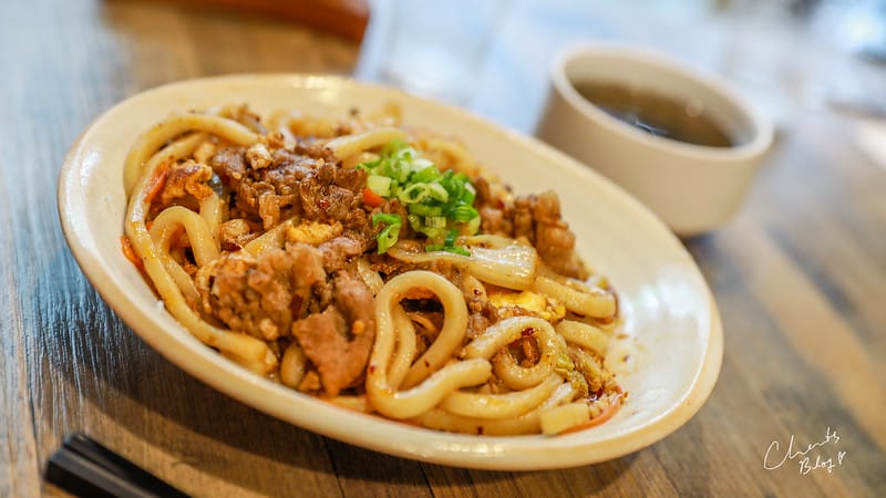 【新莊。美食】輔大旁超級挑高的美食、玩樂空間SHARE KITCHEN想初。享廚 - 第18張圖 享廚