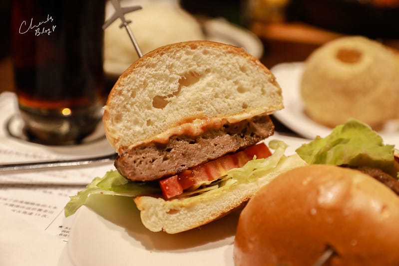 【七期/市政路】全台最美書店裡的和牛漢堡 WIRED TOKYO with DOUG’s BURGER - 第24張圖 蔦屋