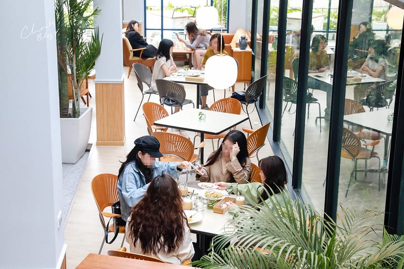 【南屯/公益路】台中最新網美打卡韓系、玻璃屋咖啡廳-RUM CAFE Brunch、Afternoon Tea、Hygge - 第11張圖 RUM