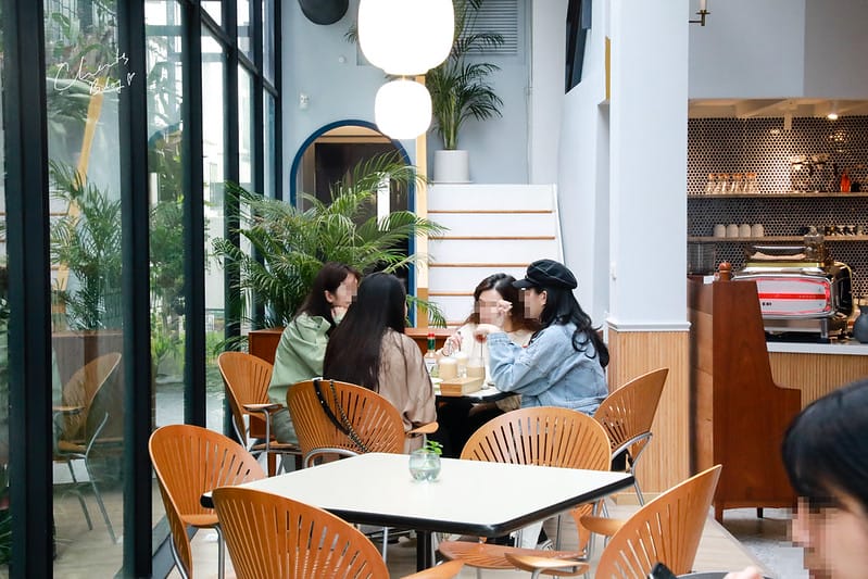 【南屯/公益路】台中最新網美打卡韓系、玻璃屋咖啡廳-RUM CAFE Brunch、Afternoon Tea、Hygge - 第7張圖 RUM