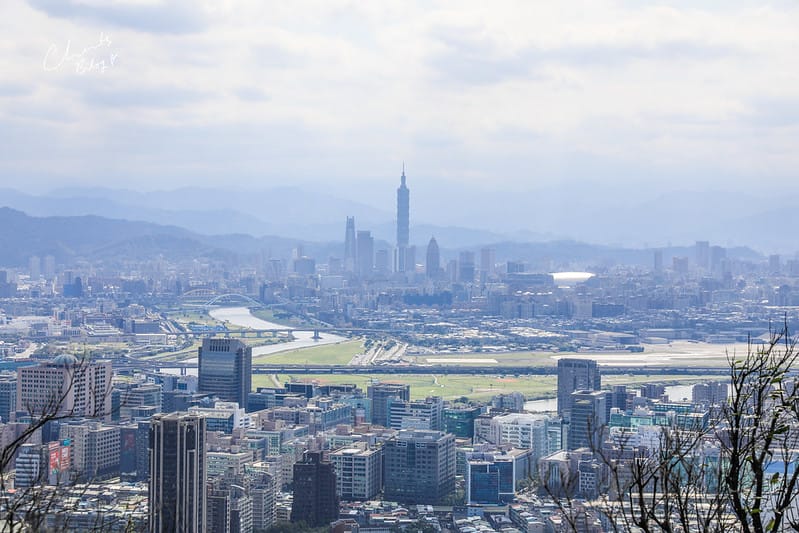 【內湖區/金面山】防疫期間與其去健身房不如去爬爬山,健康又安全 網路上紅到炸掉的金面山剪刀石 - 第54張圖 金面山