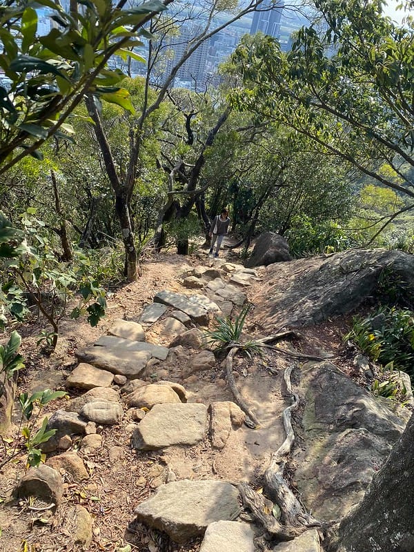 【內湖區/金面山】防疫期間與其去健身房不如去爬爬山,健康又安全 網路上紅到炸掉的金面山剪刀石 - 第36張圖 金面山