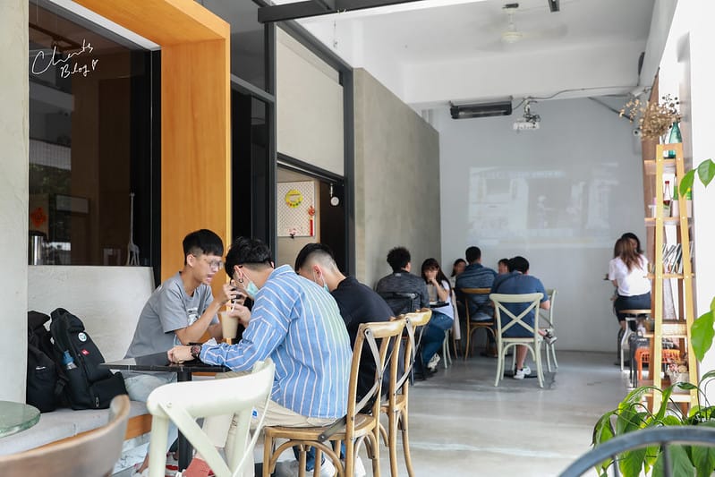 【西屯區/惠中路】純白色系、聖多里尼感的網美早餐店 CACTI吃光早午餐輕食空間 - 第6張圖 吃光