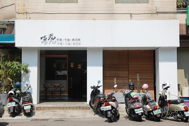 【西屯區/惠中路】純白色系、聖多里尼感的網美早餐店 CACTI吃光早午餐輕食空間 - 第2張圖 1J6A3340 拷貝-2拷貝
