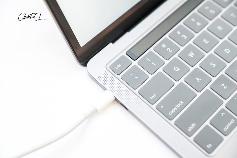 【開箱】事隔10年我終於敗下了逼近10萬的Macbook Pro 13” 硬體介紹/購買原因/使用心得(自掏腰包心得) - 第42張圖 1J6A0910-2拷貝