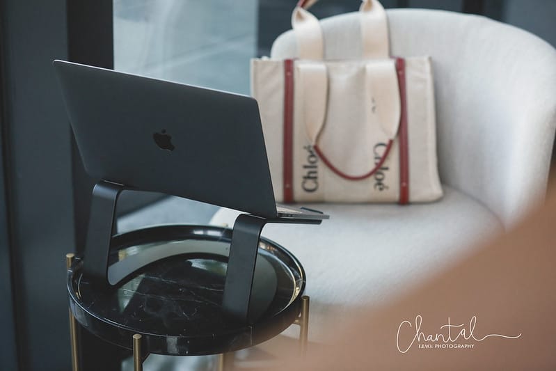 【開箱】巧妙地融合了風格和功能的Twelve South 12-1708 CURVE MACBOOK U 型金屬支架 (廠商邀約) - 第11張圖 1J6A6397-2 拷貝