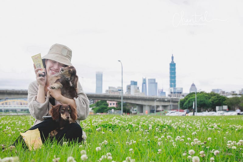 托托開箱 NATURE’s best for your pets- BURT’S BEES 蜜淨賦活再生修復乳、洋甘菊淚痕消除液、蜂蜜萬用濕紙巾 (廠商邀約) - 第2張圖 _J6A1461-2 拷貝 2