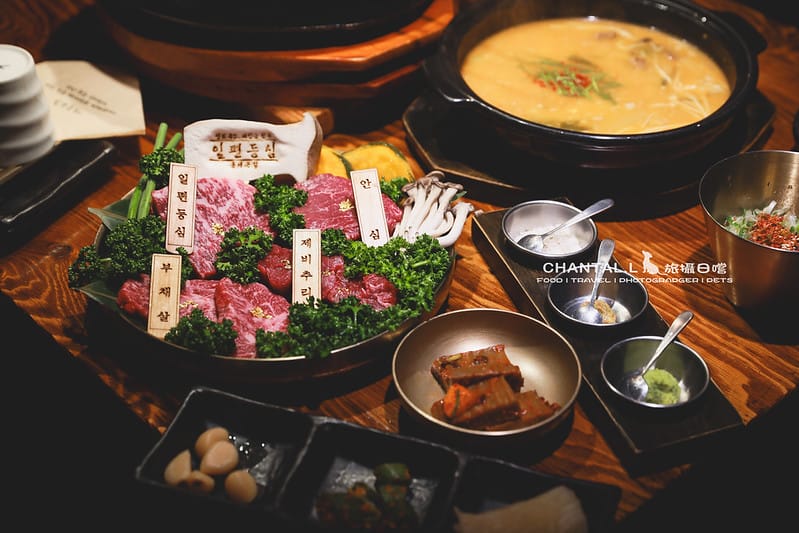 2023 SEOUL|在地人推薦、NAVER接近滿分的韓牛燒肉- 일편등심 홍대본점 ilpyeon里脊弘益大學總店 - 第11張圖 1J6A2524-2拷貝 拷貝
