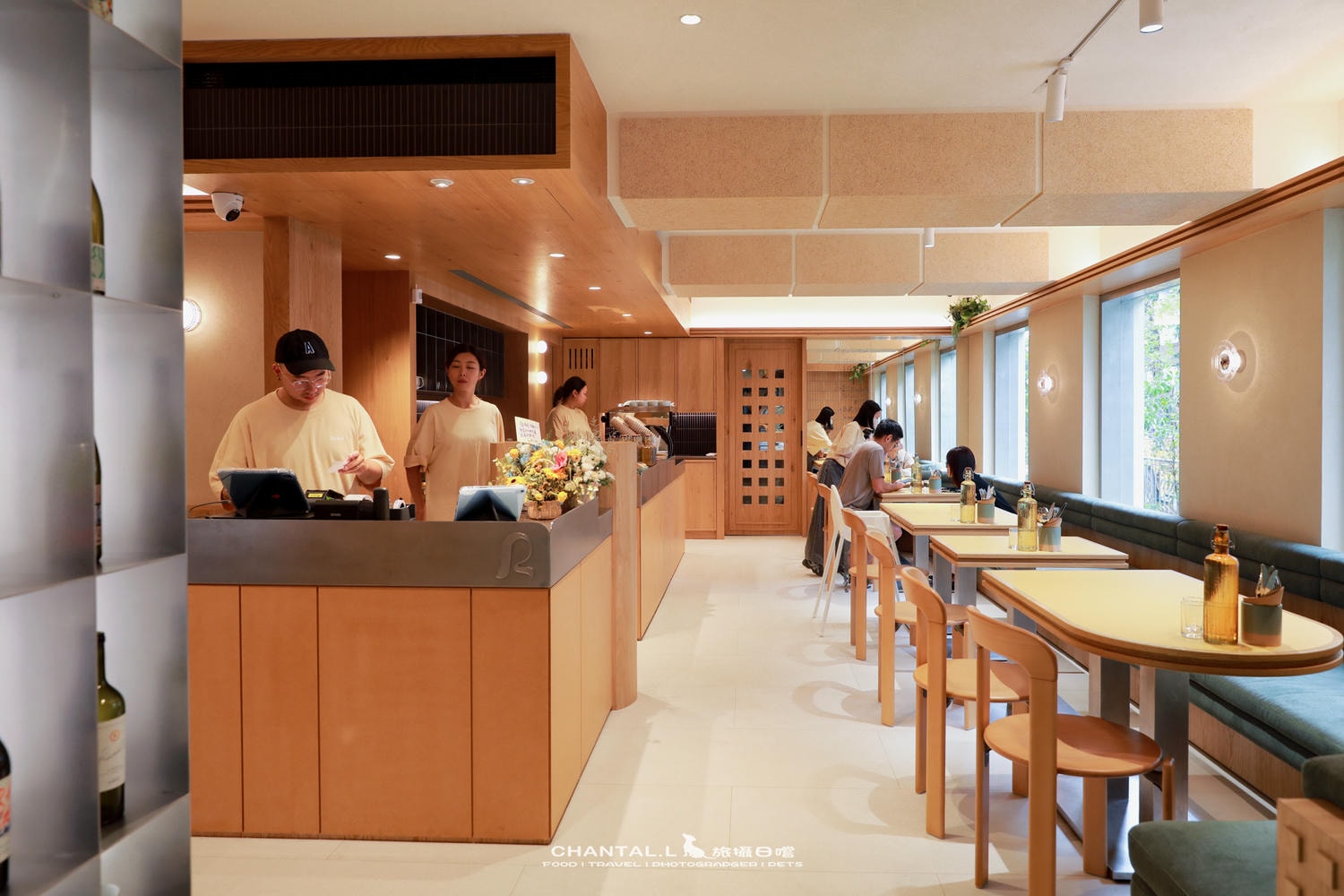 【松山區/民生社區】錦州街雙面採光、寵物友善咖啡廳-不能錯過的 RACHEL芮秋