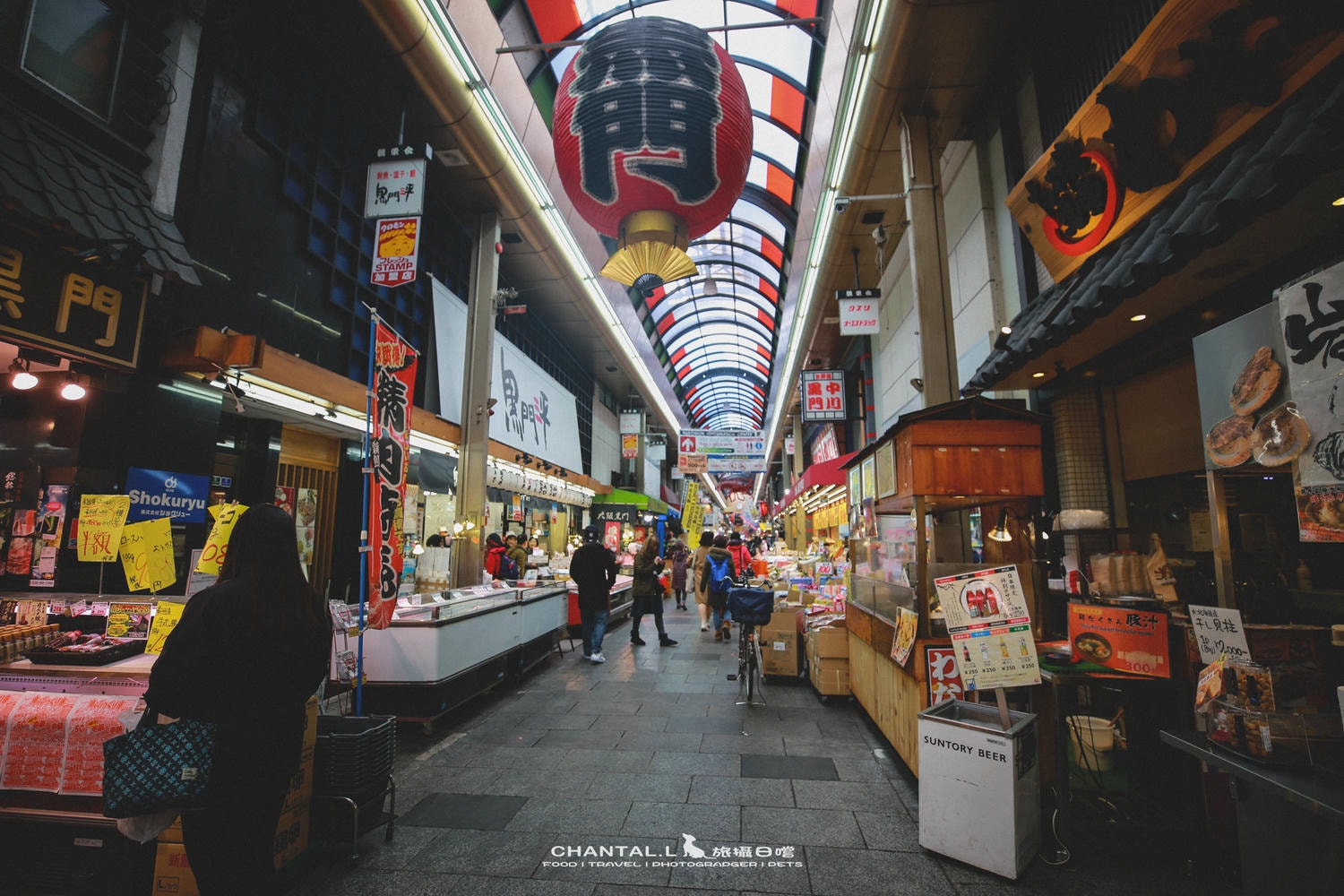 【大阪/黑門市場】黑門市場散步|大阪的廚房裡慢慢走慢慢逛,遇見最好吃的醬油糰子三都屋(2018造訪) - 第17張圖 【大阪/黑門市場】黑門市場散步|大阪的廚房裡慢慢走慢慢逛,遇見最好吃的醬油糰子三都屋(2018造訪)