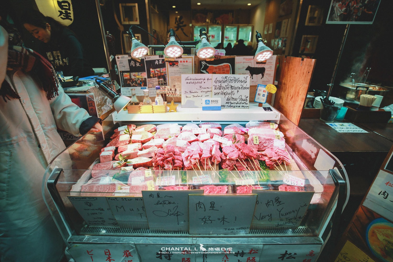 【大阪/黑門市場】黑門市場散步|大阪的廚房裡慢慢走慢慢逛,遇見最好吃的醬油糰子三都屋(2018造訪) - 第72張圖 【大阪/黑門市場】黑門市場散步|大阪的廚房裡慢慢走慢慢逛,遇見最好吃的醬油糰子三都屋(2018造訪)