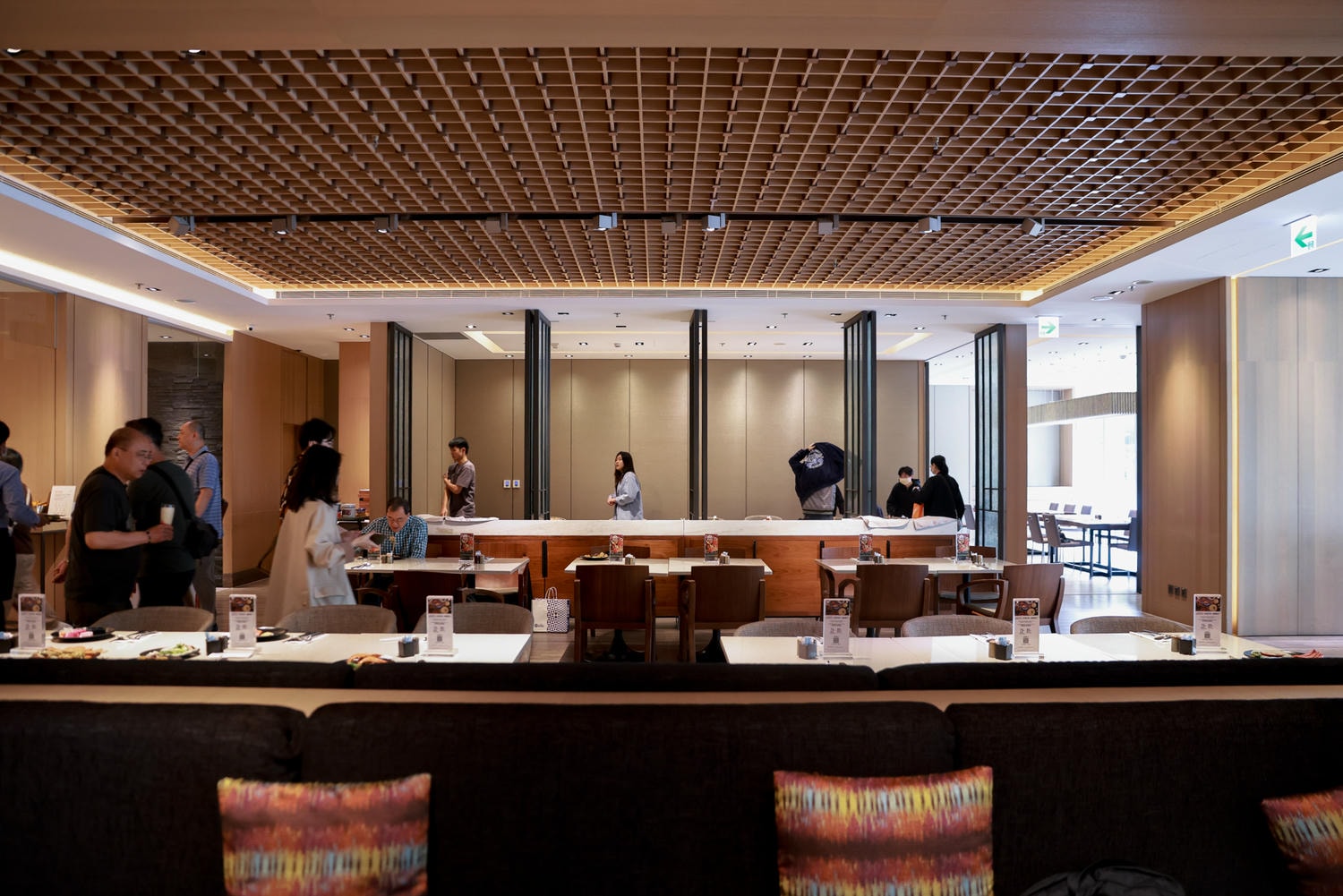 【中山區/建國民生】比較像精緻中式餐館的飯店Buffet-國泰萬怡酒店 MJ Kitchen