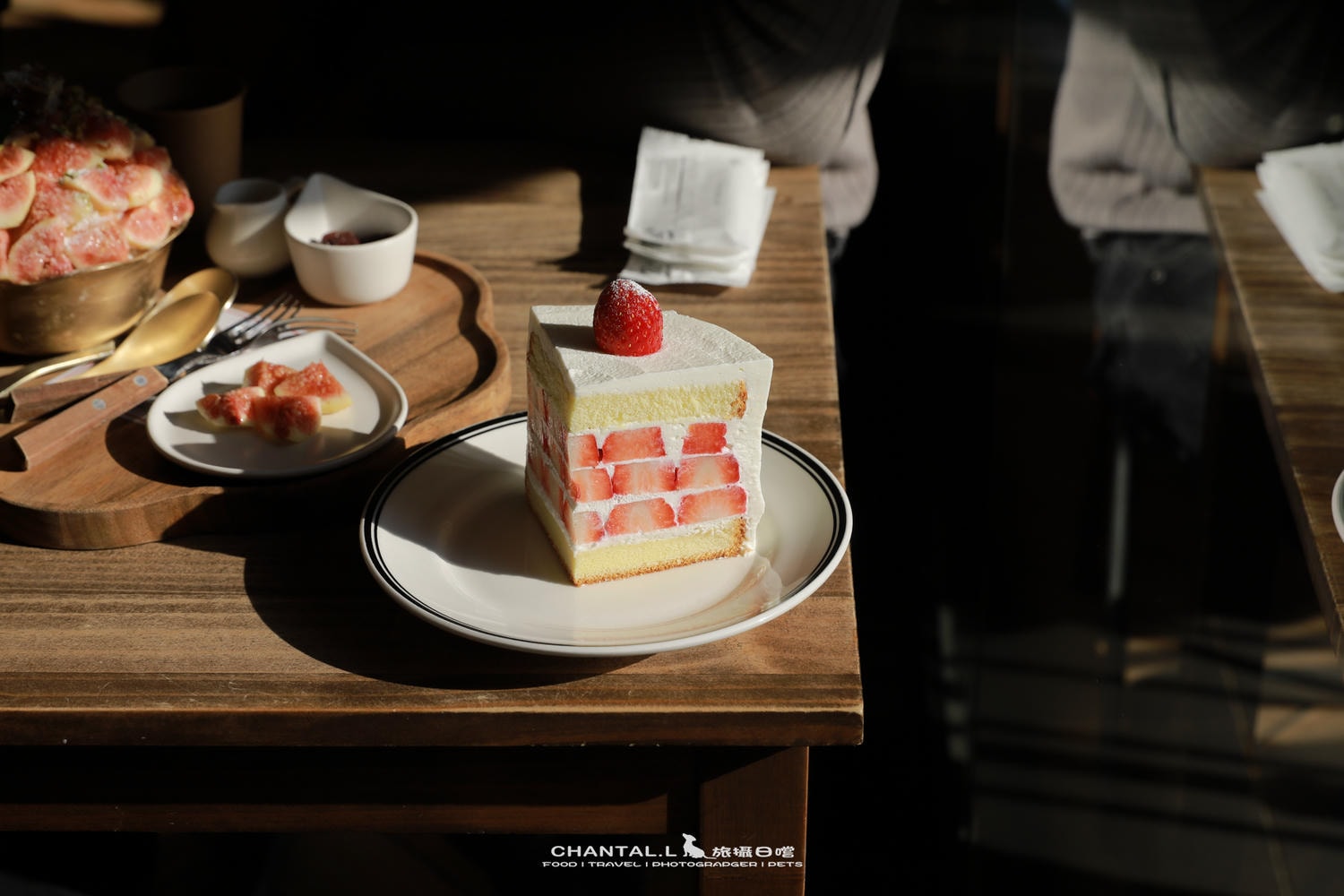 2023 SEOUL｜聖水洞必吃水果甜點店，水果千層蛋糕、刨冰必點 – RAFRE FRUIT