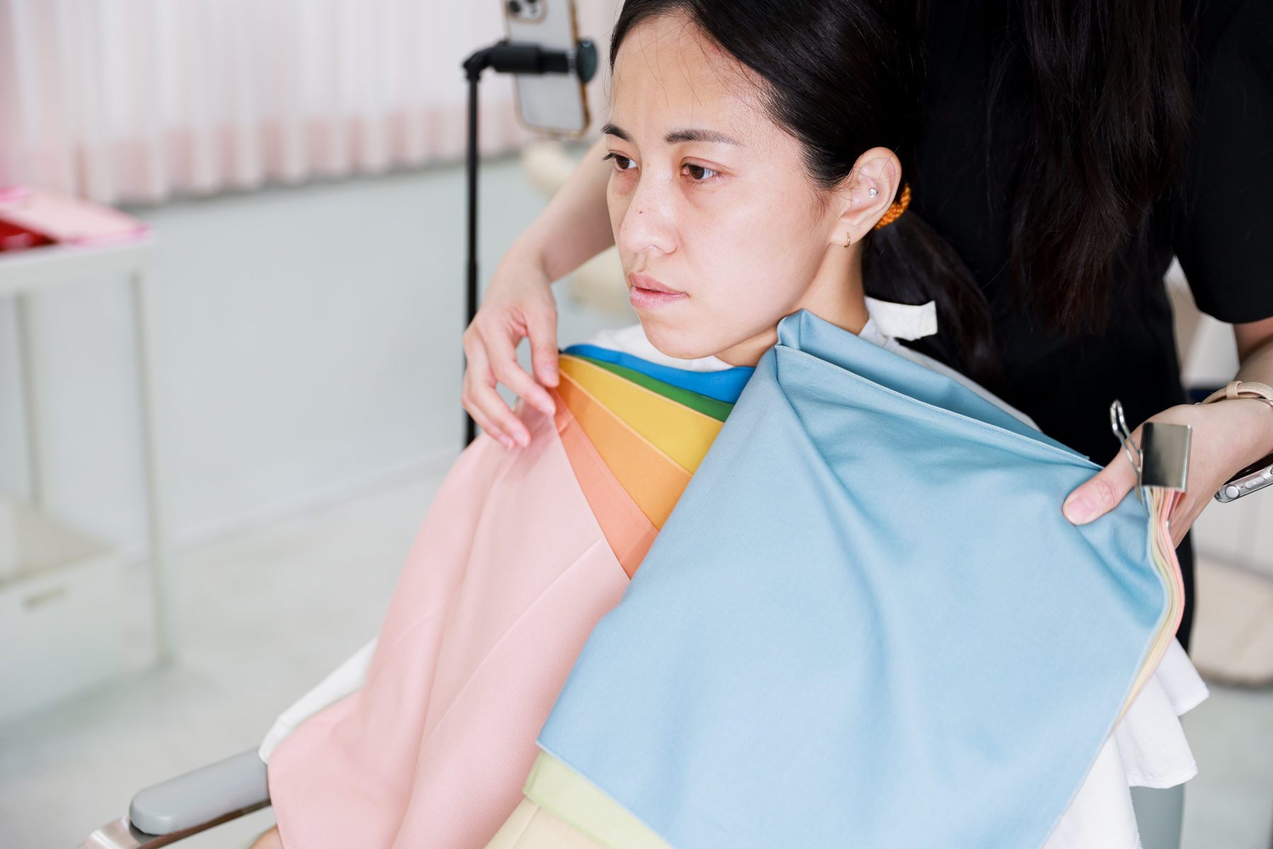 2026 SEOUL｜帶狗也能做個人色彩診斷！延南洞寵物友善美容教室＋專屬口紅DIY Coloré Seoul