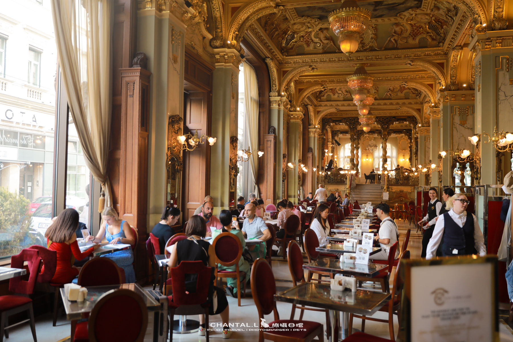 2024 HUNGARY 透過一間百年咖啡館，認識布達佩斯最輝煌的年代 New York Café