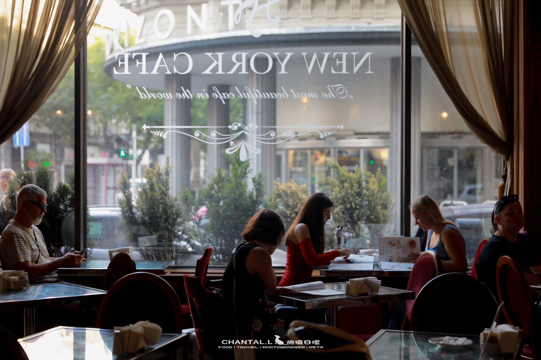 2024 HUNGARY 透過一間百年咖啡館，認識布達佩斯最輝煌的年代 New York Café