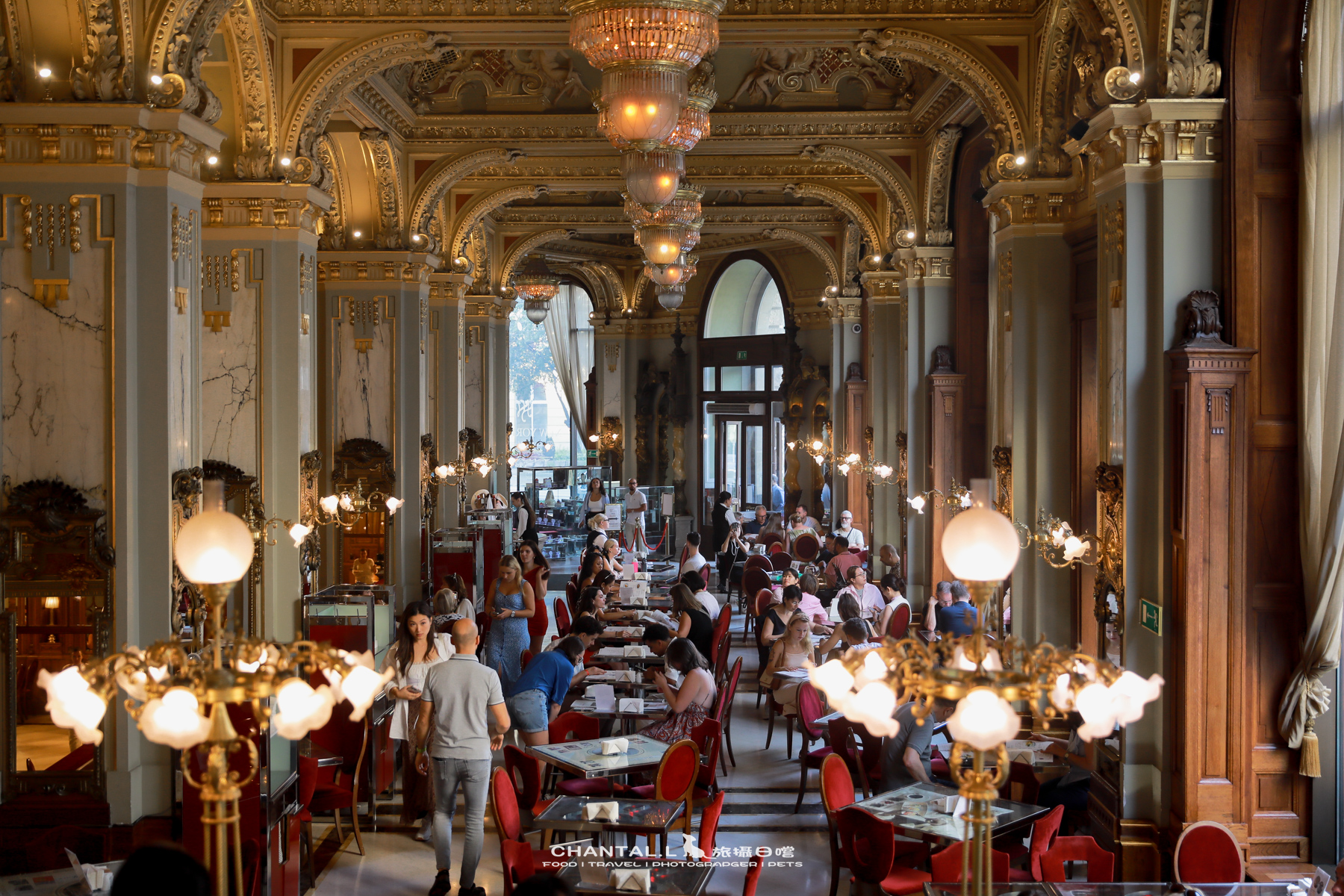 2024 HUNGARY 透過一間百年咖啡館，認識布達佩斯最輝煌的年代 New York Café